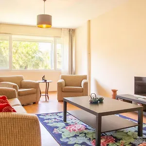 https://lovely-flat-near-public-transportation-in-izmir.hotelsofizmir.com