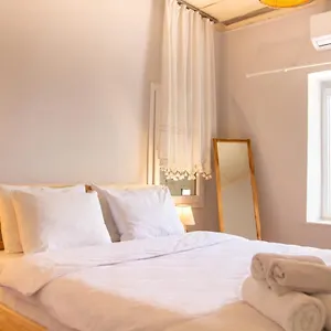 https://authentic-house-in-the-historic-area-near-popular.hotelsofizmir.com